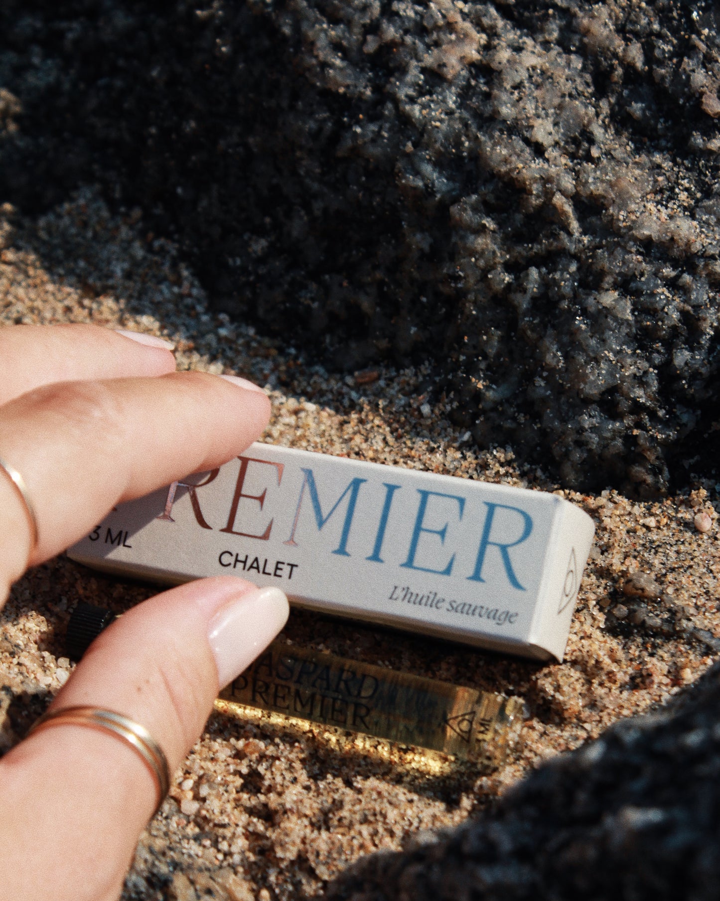 Pocket size wild perfume