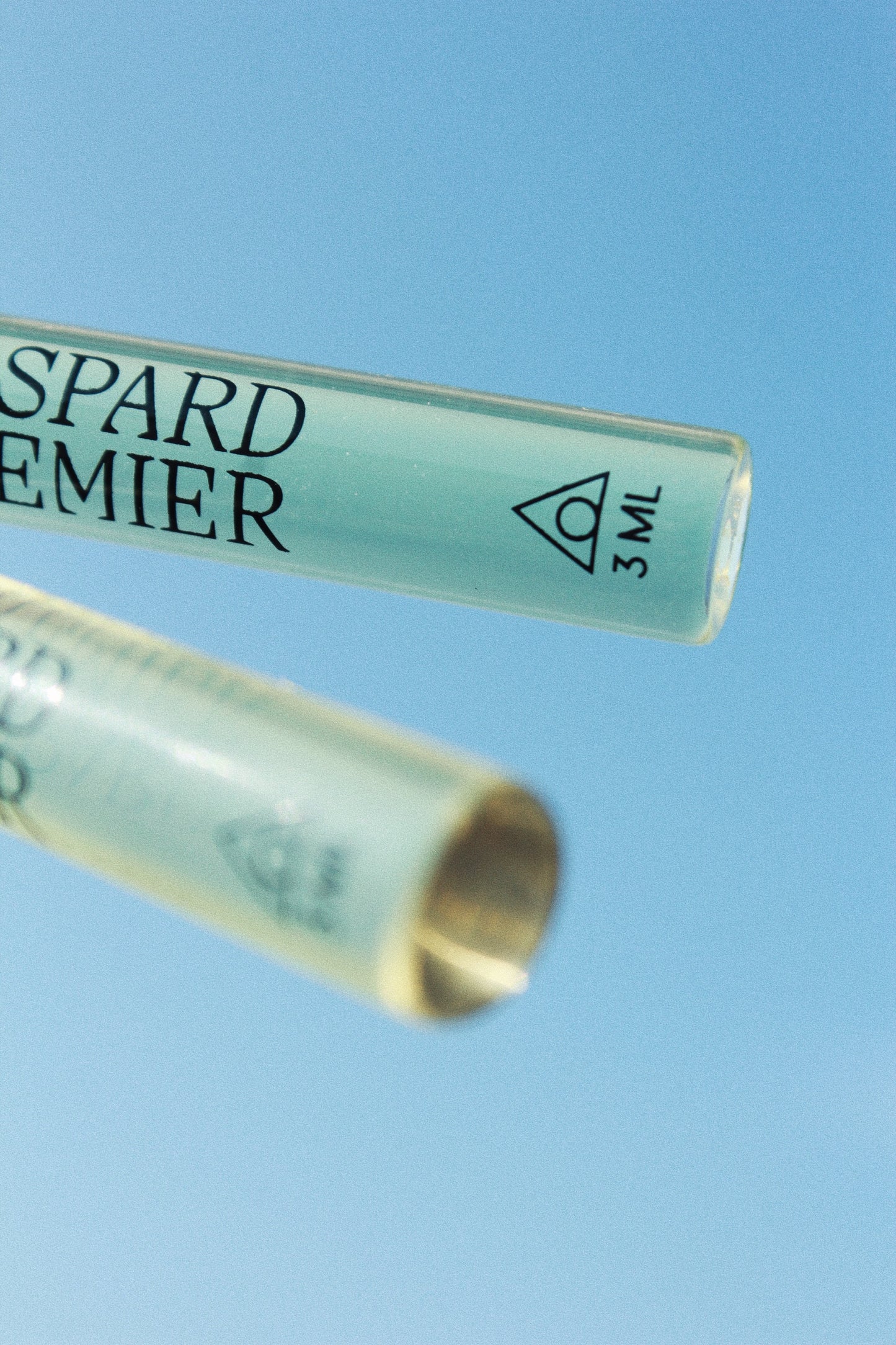 Pocket size wild perfume